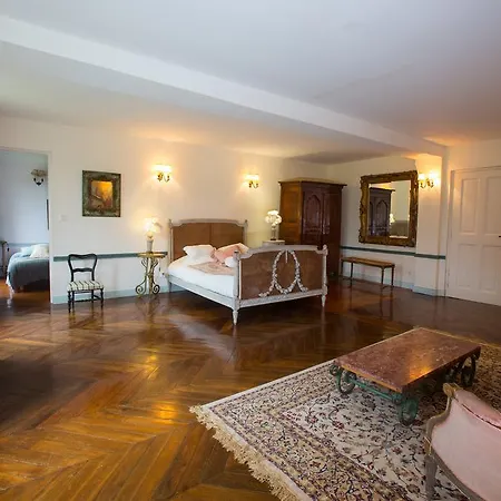 Chateau De La Madeleine