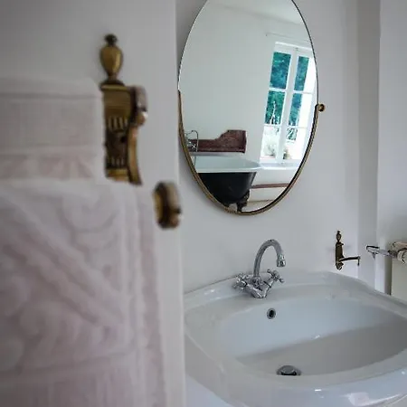 Chateau De La Madeleine Panzió Pressagny-lʼOrgeuilleux