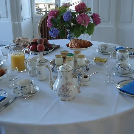 Chateau De La Madeleine