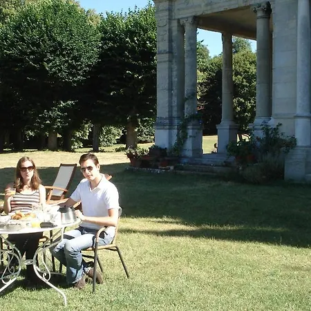 Chateau De La Madeleine Alojamento de Acomodação e Pequeno-almoço *