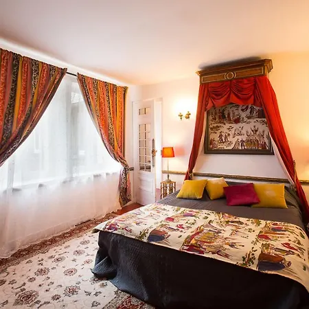 Panzió Chateau De La Madeleine Pressagny-lʼOrgeuilleux