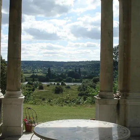 Chateau De La Madeleine