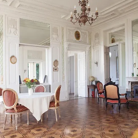 Chateau De La Madeleine Alojamento de Acomodação e Pequeno-almoço