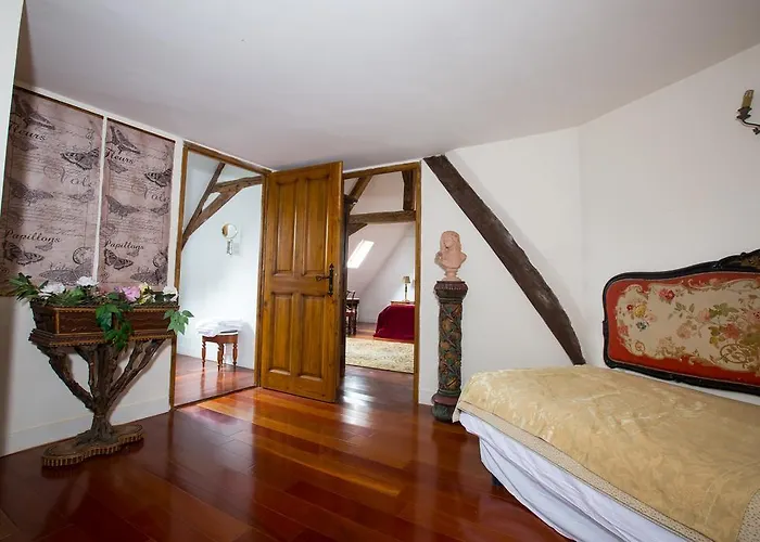 Couette-café Chateau De La Madeleine