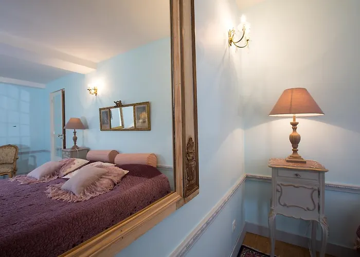 Chateau De La Madeleine *