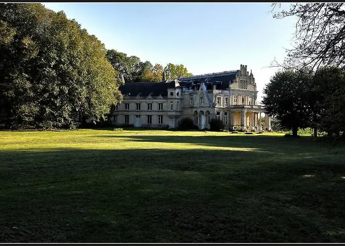 Couette-café Chateau De La Madeleine Pressagny-lʼOrgeuilleux